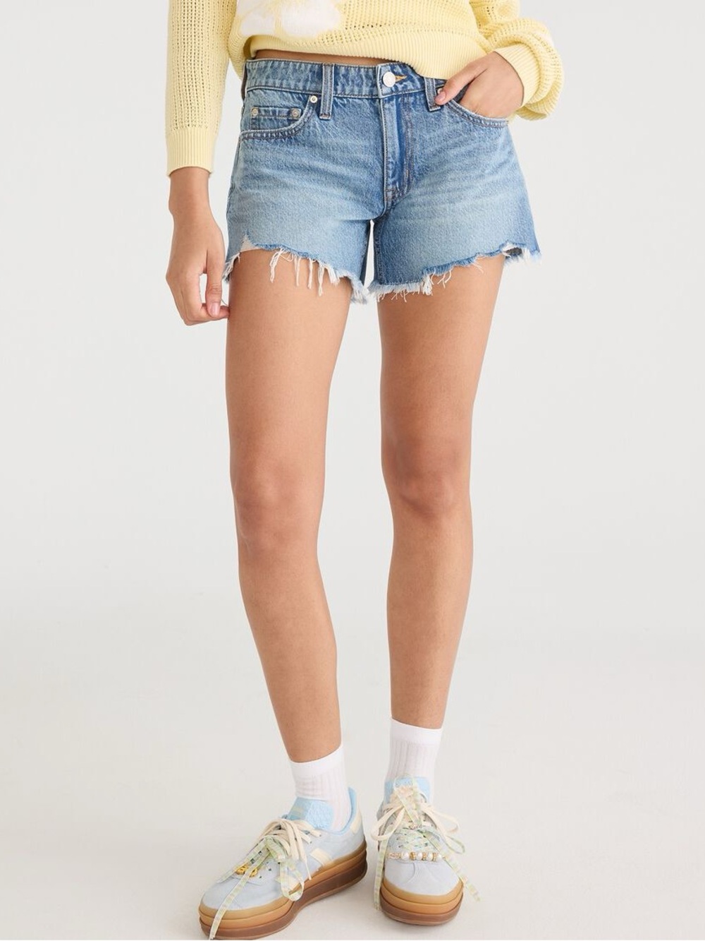 Aeropostale Low-Rise Baggy Denim Shorts 4" NWT Sz: 4